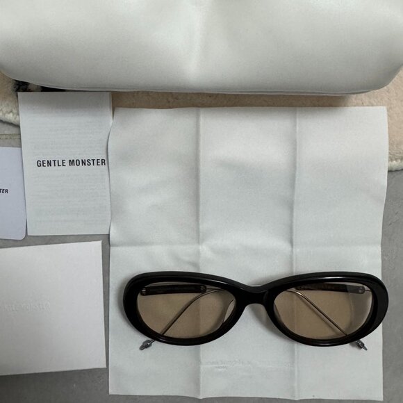 Maison Margiela x Gentle Monster Trendy Slim Black Designer Shades main image 9